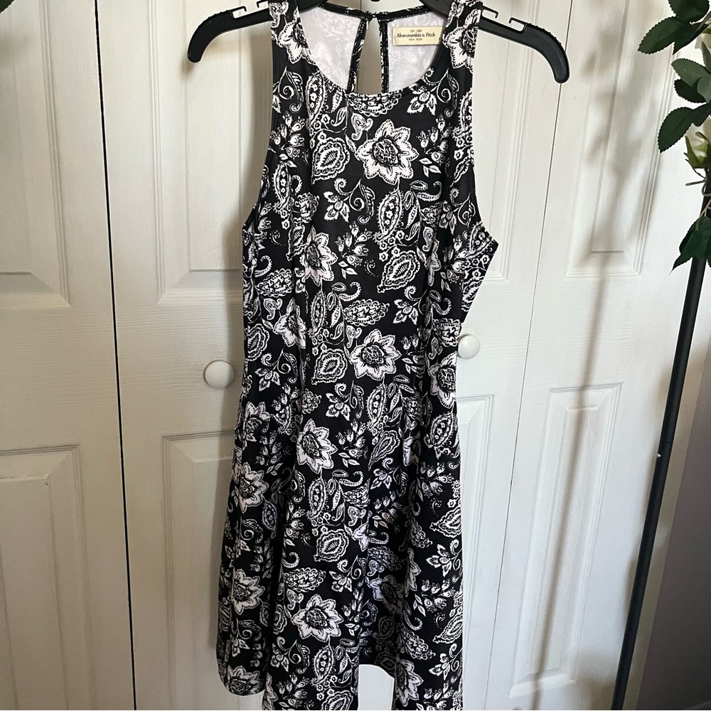 Abercrombie & Fitch Floral Black and White Dress Mini